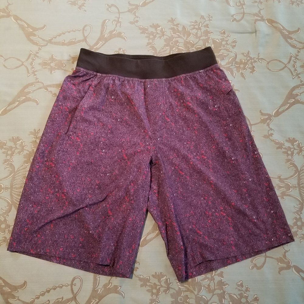 Lululemon Linerless 11" Purple Red Black Athletic Shorts Men Size Medium
